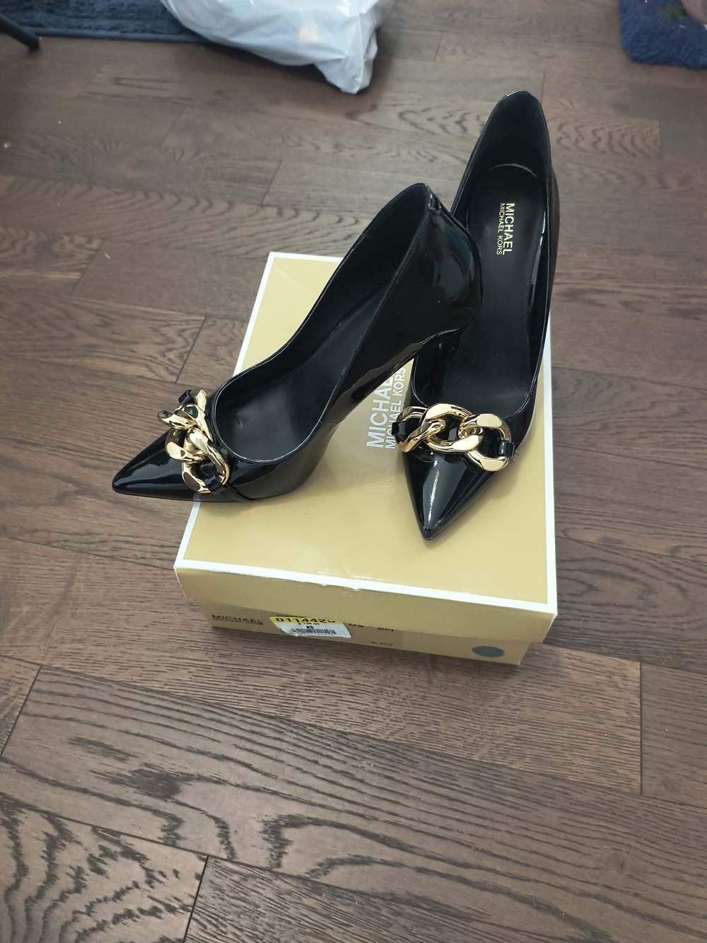 Michael Kors Black Patent Pointed-Toe Pumps with Gold Chain